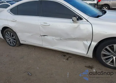 2021 Lexus Es 300H z USA, uszkodzony, nr VIN 58ACA1C17MU010211